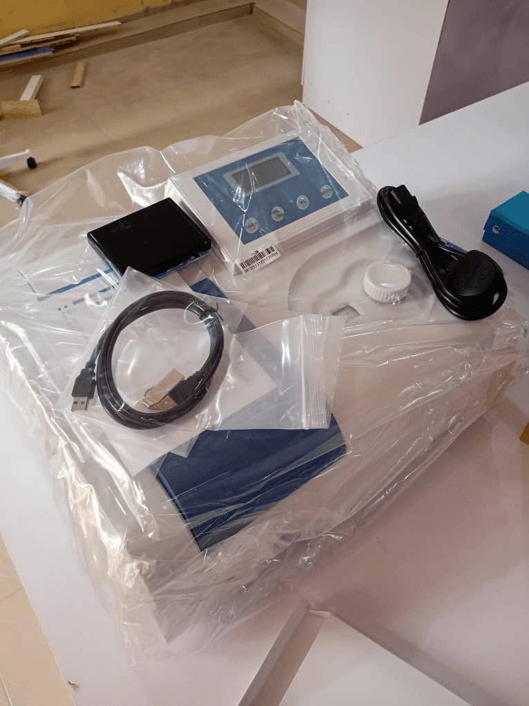 model-721-visible-spectrophotometer-2
