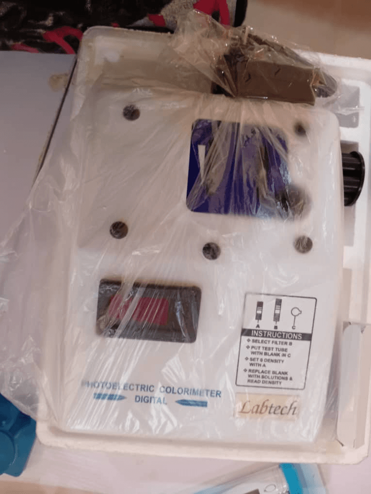Digital Photoelectric Colorimeter